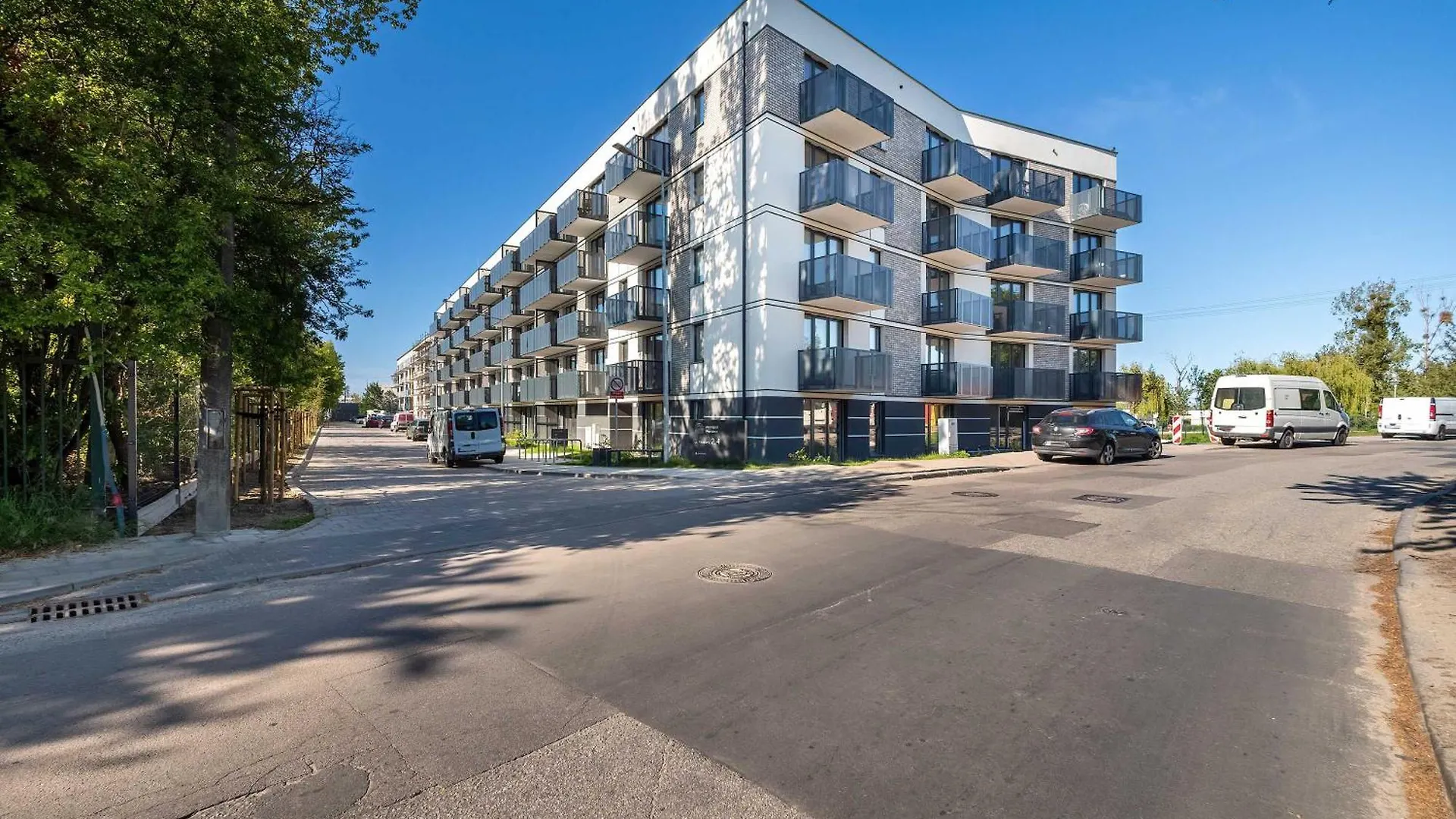 Elegant & Modern Apartments With Water View By Noclegi Renters Gdansk