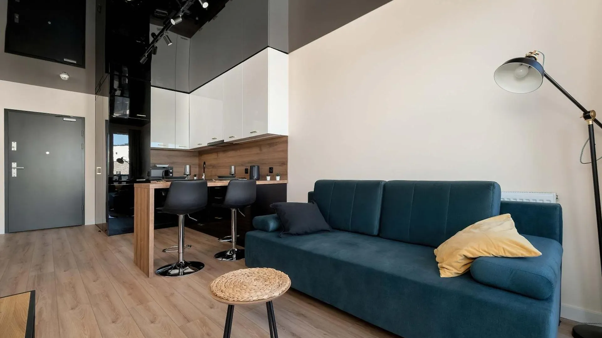 Elegant & Modern Apartments With Water View By Noclegi Renters Gdansk