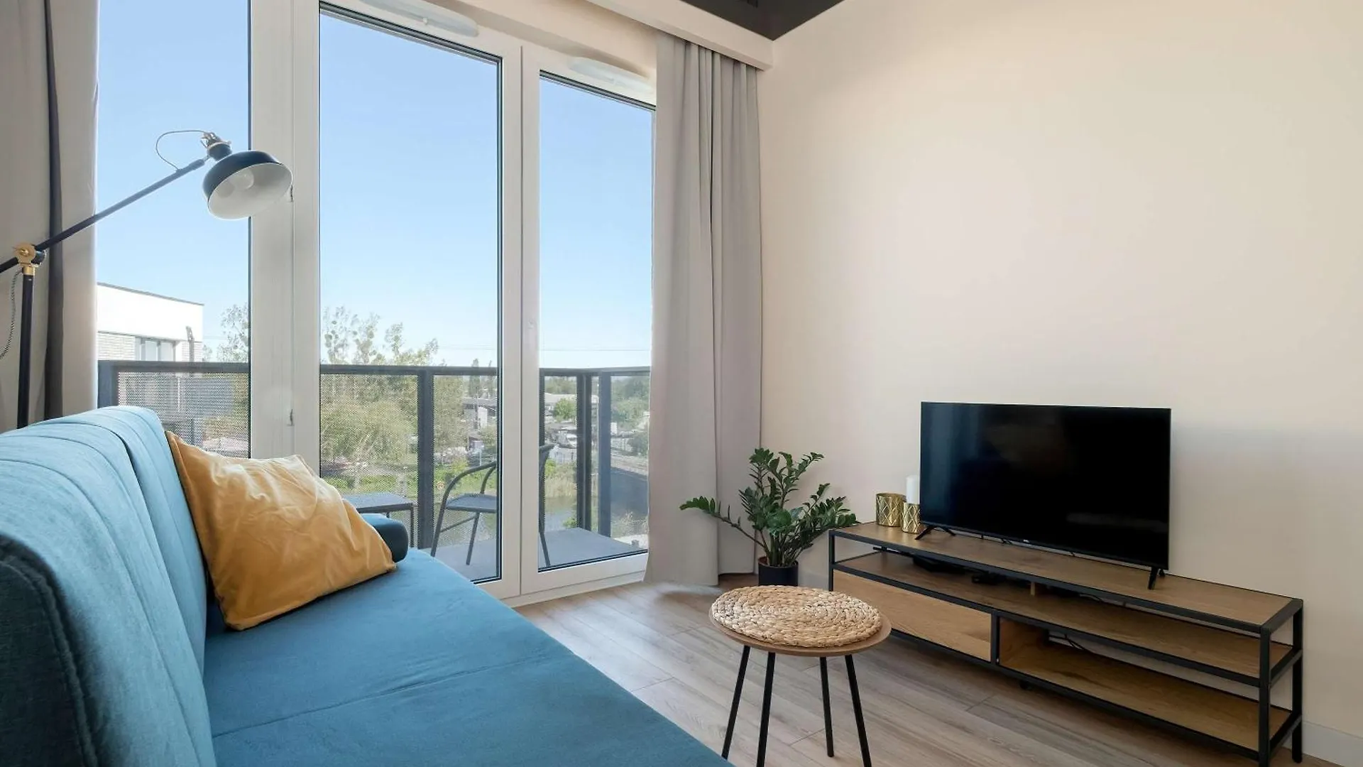 Elegant & Modern Apartments With Water View By Noclegi Renters Gdansk